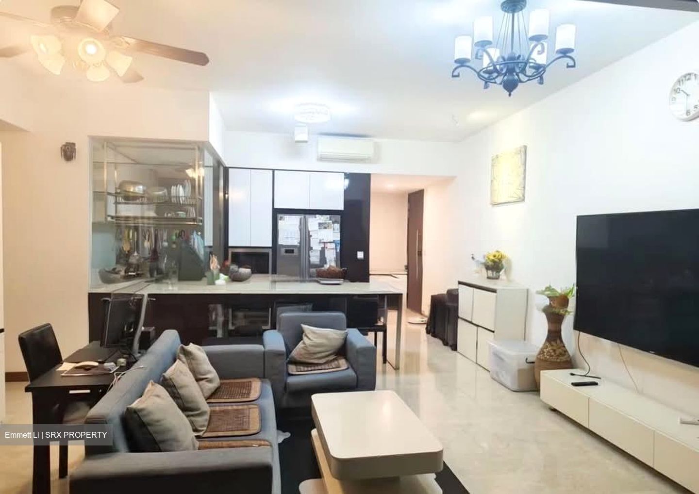 Hillsta (D23), Condominium #574427221